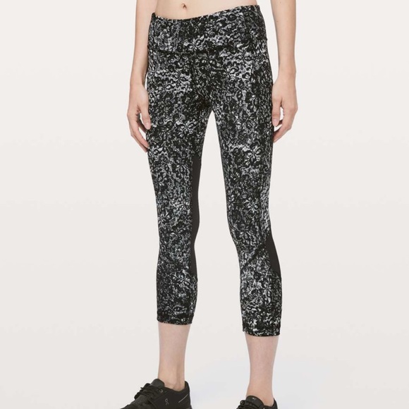Lululemon Pace Rival Crop 22” Leggings - Picture 1 of 6